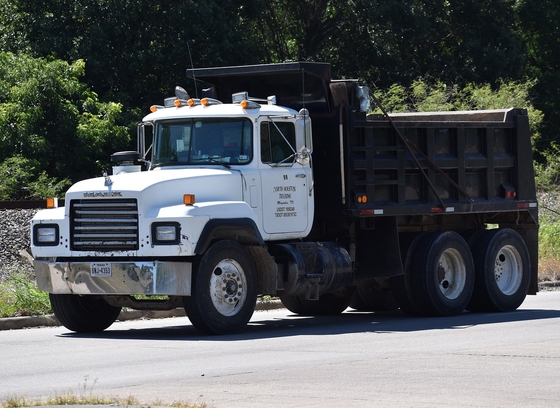 dump truck